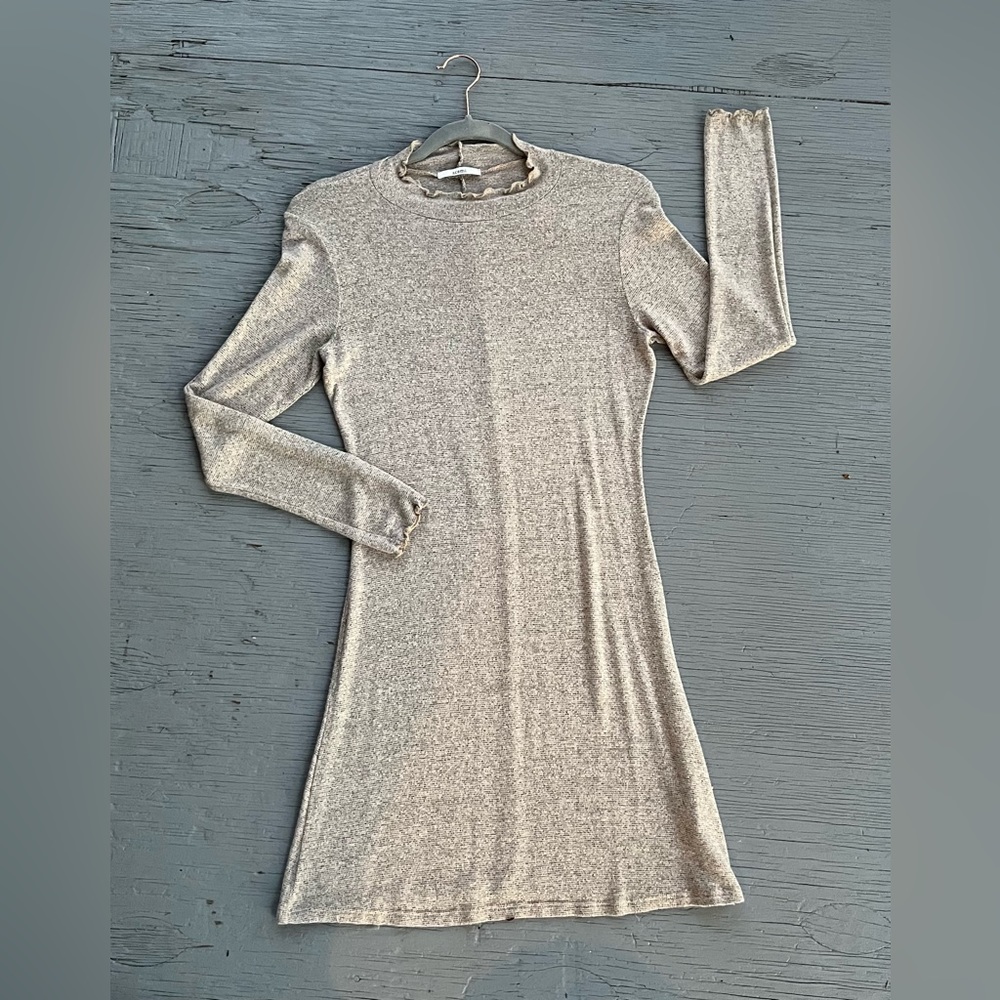 Acemi short taupe dress lettuce edge Long Sleeve &mock neck lightweight Sz LG